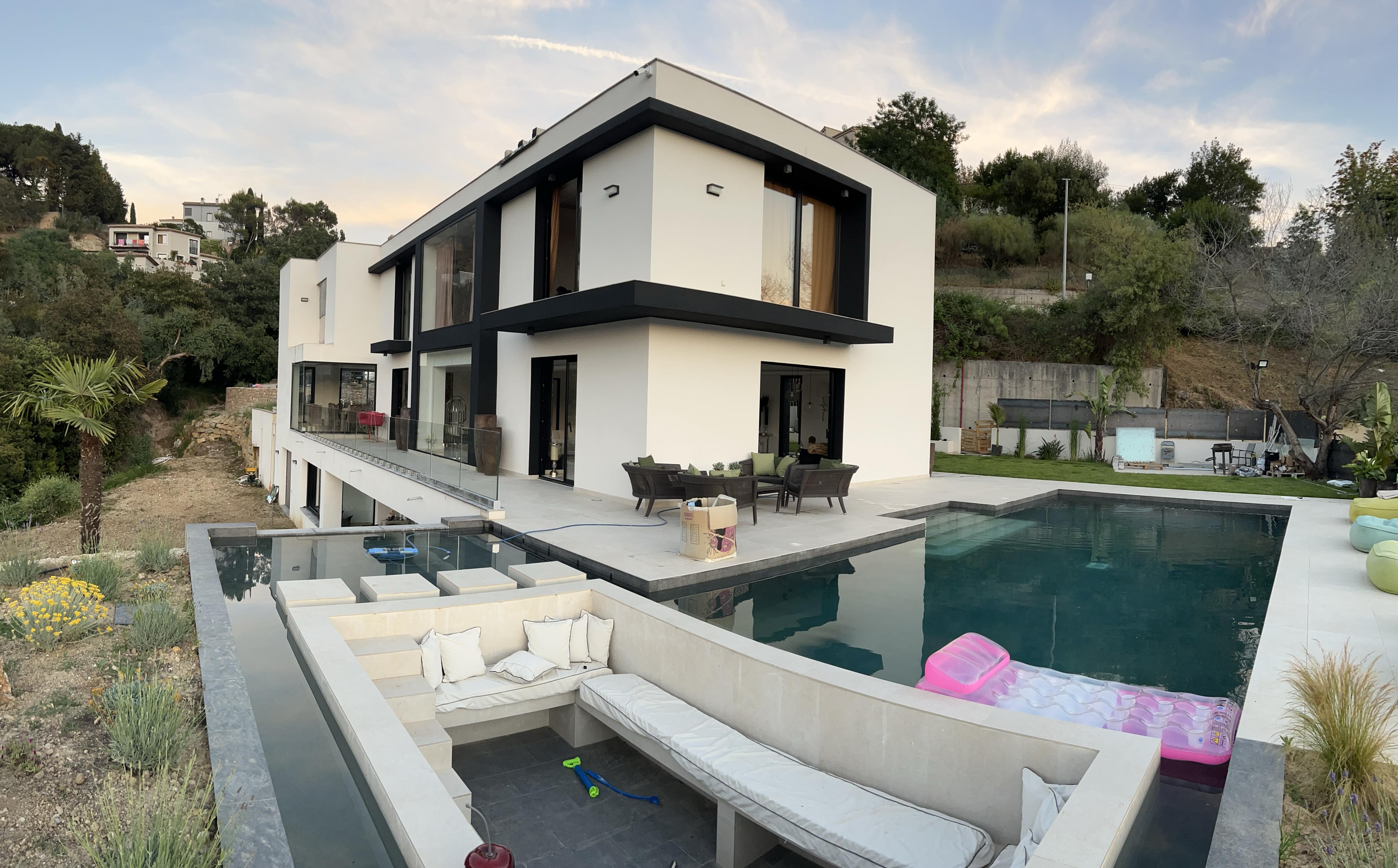 Villa Contemporaine - Côte d'Azur